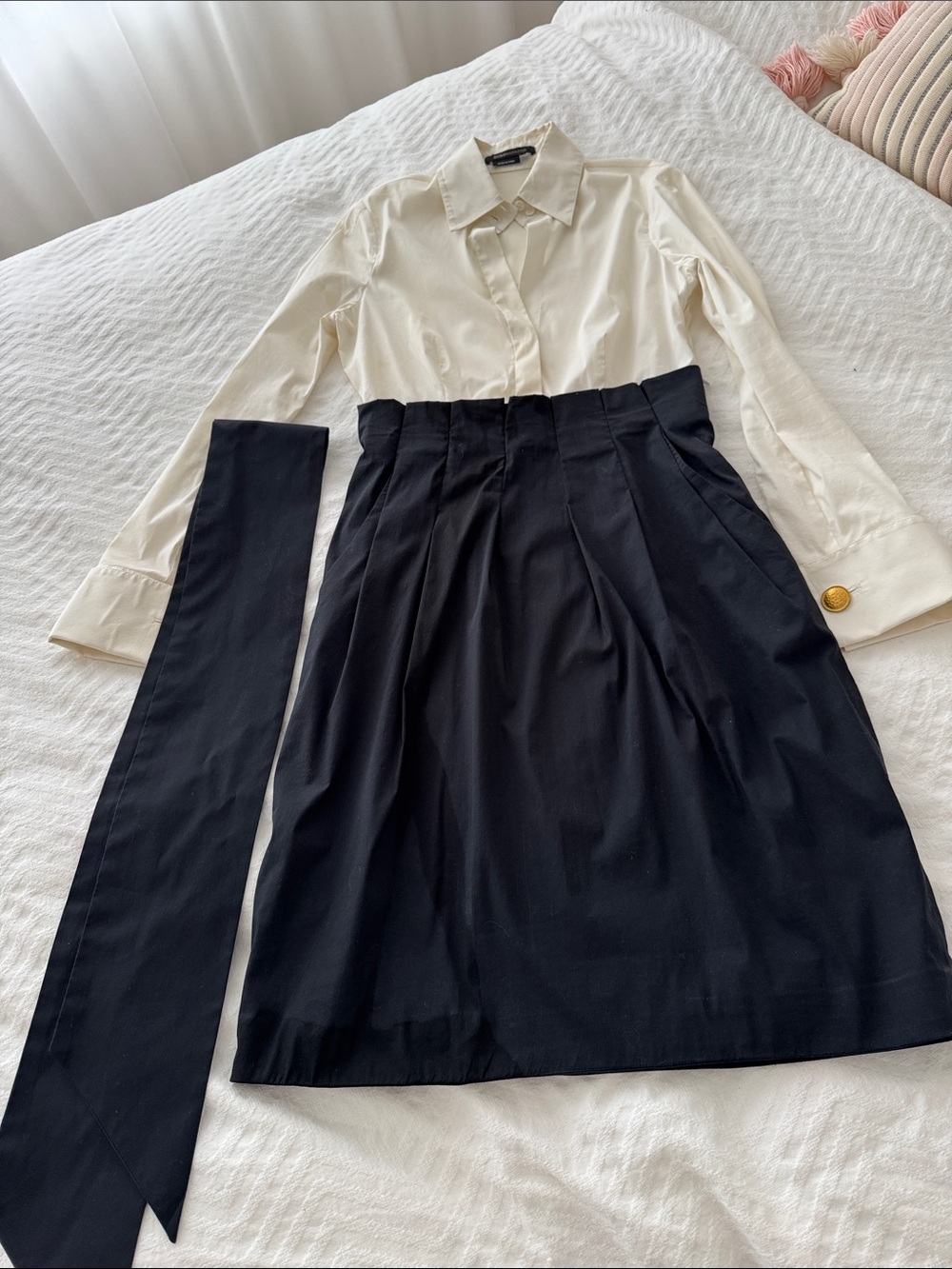 BCBGMaxAzria Black Pleated Midi Skirt with Long Sash